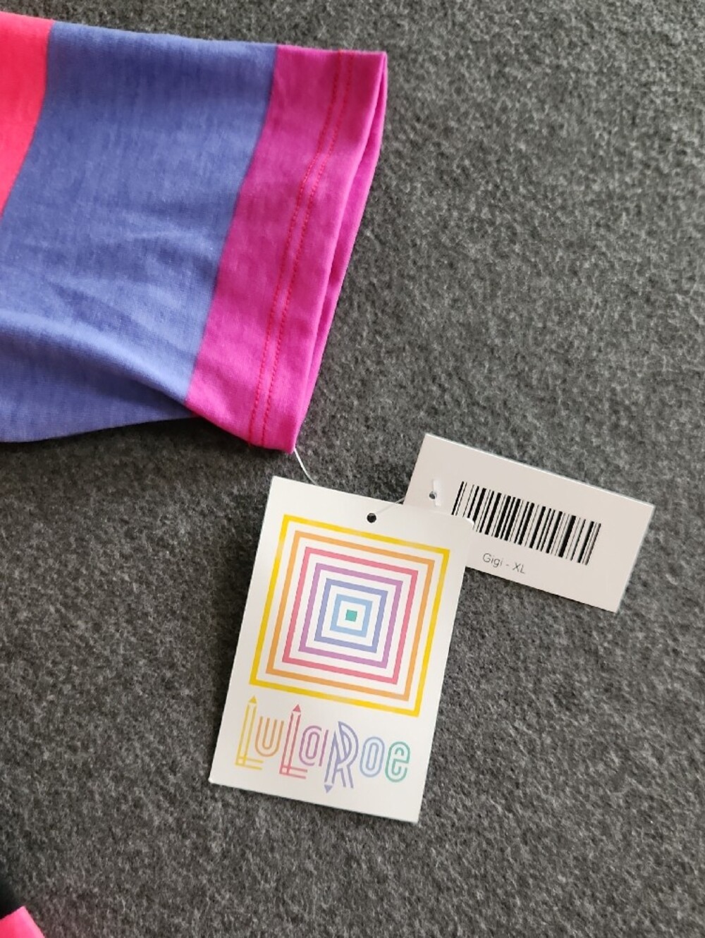 NWT LuLaRoe Fitted Gigi Top Multi Color Striped Short Sleeve Women's Size XL - Picture 3 of 7